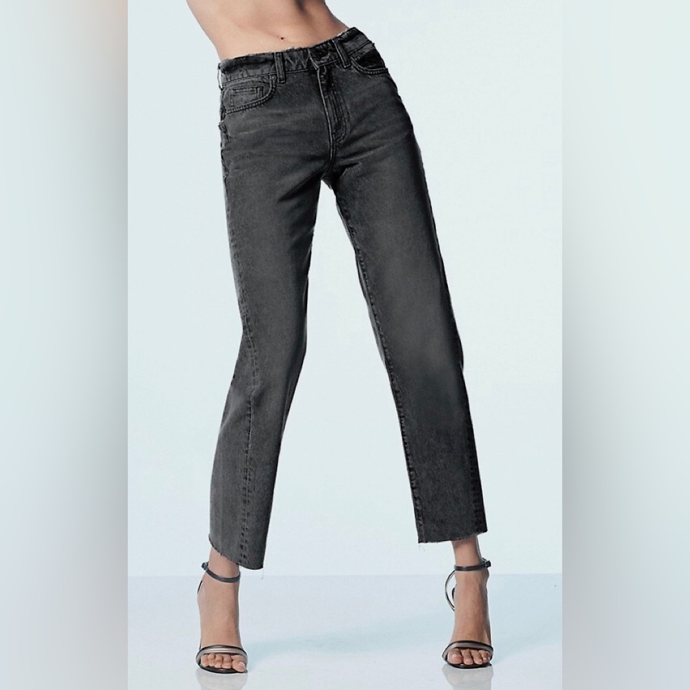 Own Twist Seam Leg Raw Edge Hem Denim Jeans, sz 28